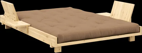 Karup Design Social Schlafsofa mit 2 Rückenlehnen, Beistelltisch und Matratze 140x200 Mocca/Klarlackiert